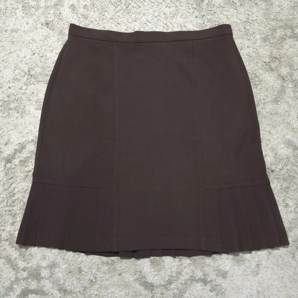 ✨️4/$20. Dk Chocolate Brown Stretch Pencil Skirt, Pleated Flared Hem - Picture 4 of 15